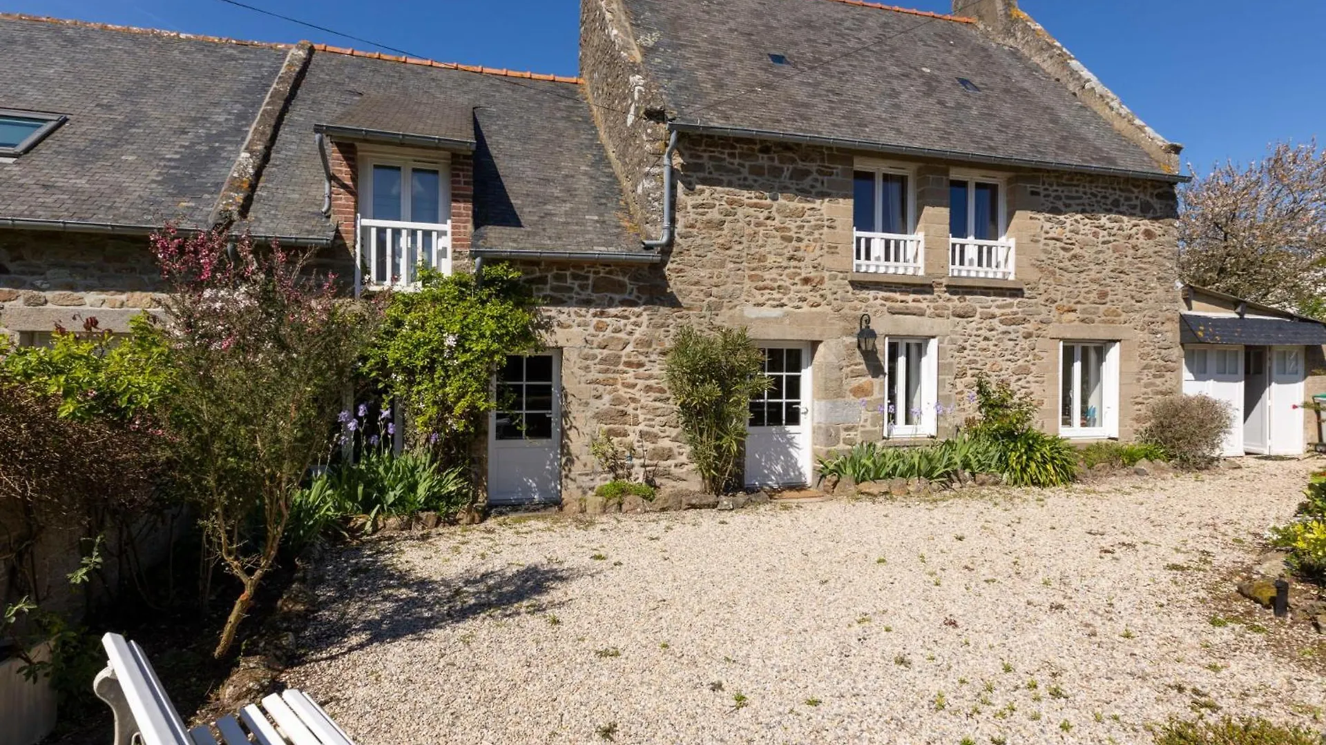 Holiday Home Ville Guerin By Interhome Saint-Coulomb